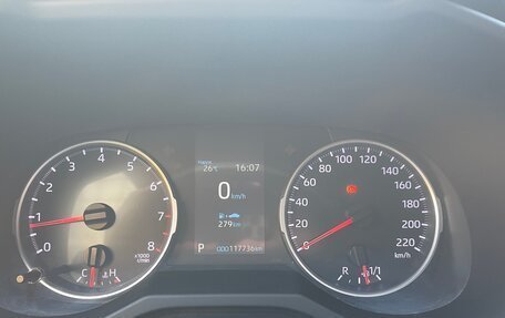 Toyota RAV4, 2019 год, 3 500 000 рублей, 6 фотография