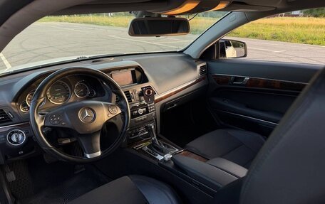 Mercedes-Benz E-Класс, 2010 год, 1 280 000 рублей, 13 фотография