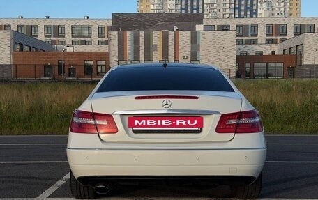 Mercedes-Benz E-Класс, 2010 год, 1 280 000 рублей, 7 фотография