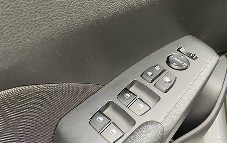 Hyundai Solaris II рестайлинг, 2017 год, 1 340 000 рублей, 16 фотография