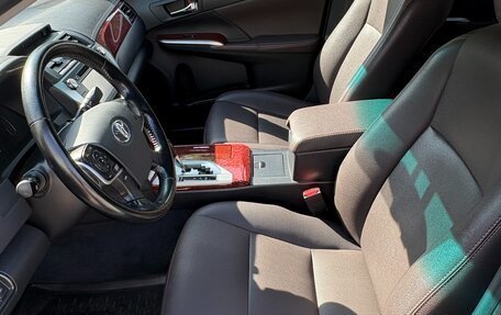 Toyota Camry, 2014 год, 1 950 000 рублей, 7 фотография