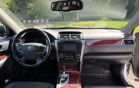 Toyota Camry, 2014 год, 1 950 000 рублей, 6 фотография