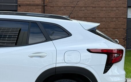 Chevrolet Trax, 2023 год, 2 050 000 рублей, 8 фотография