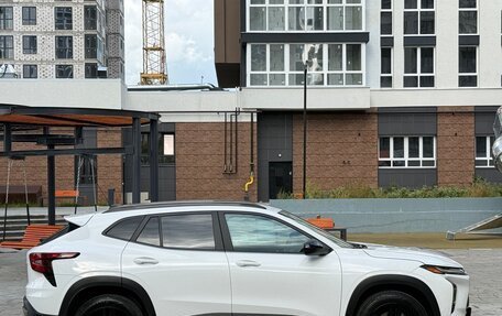 Chevrolet Trax, 2023 год, 2 050 000 рублей, 9 фотография