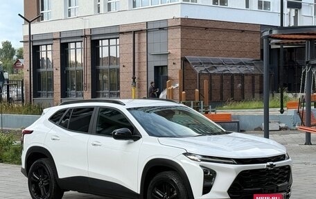 Chevrolet Trax, 2023 год, 2 050 000 рублей, 7 фотография