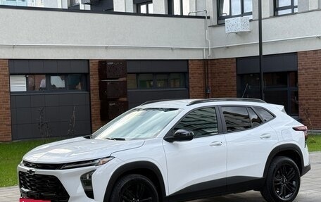 Chevrolet Trax, 2023 год, 2 050 000 рублей, 6 фотография