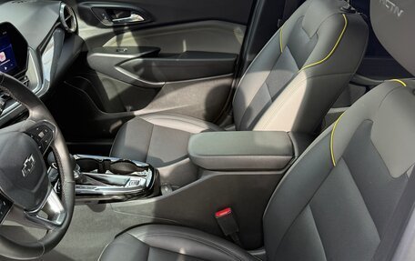 Chevrolet Trax, 2023 год, 2 050 000 рублей, 25 фотография