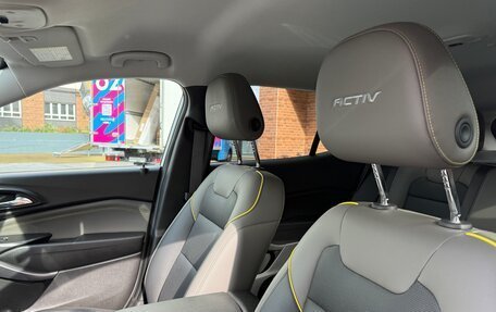 Chevrolet Trax, 2023 год, 2 050 000 рублей, 26 фотография