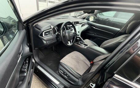 Toyota Camry, 2019 год, 2 550 000 рублей, 2 фотография