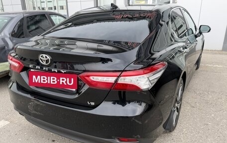 Toyota Camry, 2019 год, 2 550 000 рублей, 3 фотография