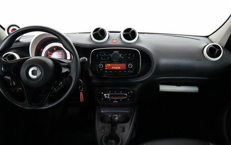 Smart Forfour II, 2016 год, 1 199 000 рублей, 9 фотография