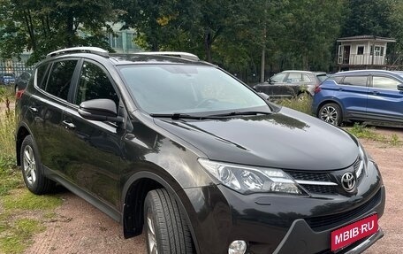Toyota RAV4, 2015 год, 2 300 000 рублей, 1 фотография