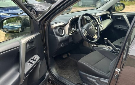 Toyota RAV4, 2015 год, 2 300 000 рублей, 5 фотография