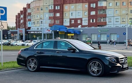 Mercedes-Benz E-Класс, 2017 год, 3 990 000 рублей, 2 фотография