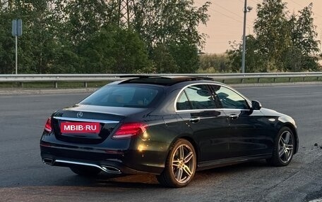 Mercedes-Benz E-Класс, 2017 год, 3 990 000 рублей, 15 фотография
