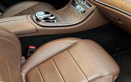 Mercedes-Benz E-Класс, 2017 год, 3 990 000 рублей, 37 фотография