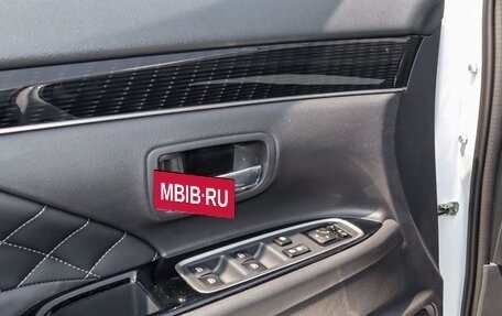 Mitsubishi Outlander III рестайлинг 3, 2022 год, 2 580 000 рублей, 15 фотография