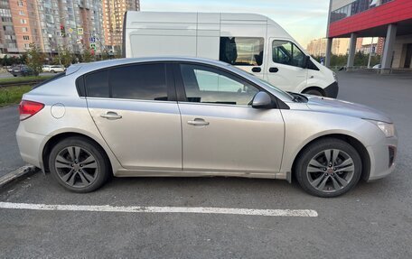 Chevrolet Cruze II, 2013 год, 900 000 рублей, 3 фотография