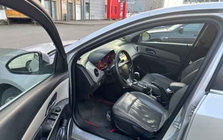 Chevrolet Cruze II, 2013 год, 900 000 рублей, 11 фотография