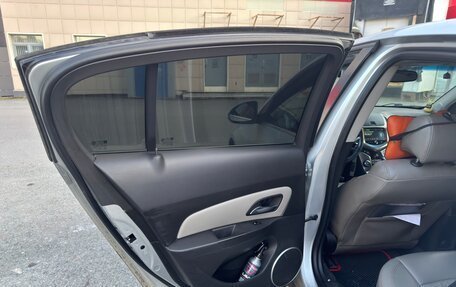 Chevrolet Cruze II, 2013 год, 900 000 рублей, 16 фотография