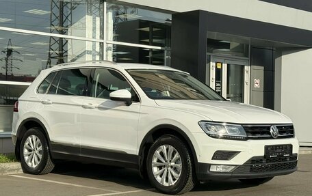 Volkswagen Tiguan II, 2017 год, 2 130 000 рублей, 1 фотография