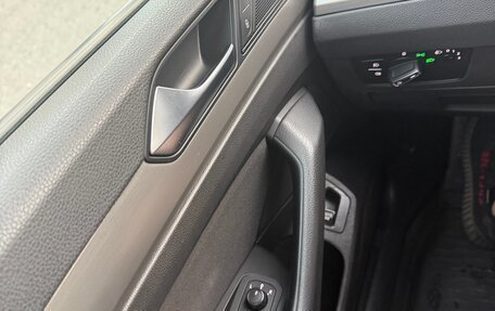 Volkswagen Passat B8 рестайлинг, 2017 год, 1 750 000 рублей, 4 фотография