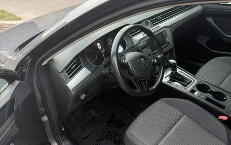 Volkswagen Passat B8 рестайлинг, 2017 год, 1 750 000 рублей, 7 фотография