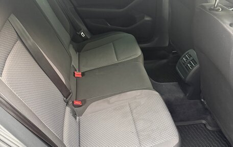 Volkswagen Passat B8 рестайлинг, 2017 год, 1 750 000 рублей, 13 фотография