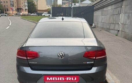 Volkswagen Passat B8 рестайлинг, 2017 год, 1 750 000 рублей, 9 фотография