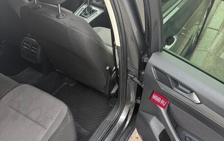 Volkswagen Passat B8 рестайлинг, 2017 год, 1 750 000 рублей, 12 фотография