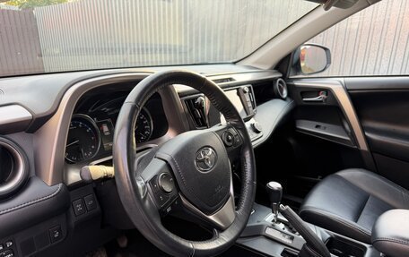 Toyota RAV4, 2019 год, 3 100 000 рублей, 9 фотография