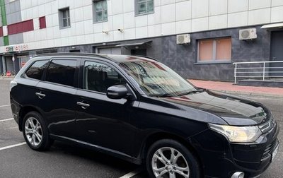 Mitsubishi Outlander III рестайлинг 3, 2012 год, 930 000 рублей, 1 фотография