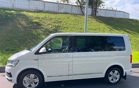 Volkswagen Multivan T6 рестайлинг, 2018 год, 4 080 000 рублей, 1 фотография
