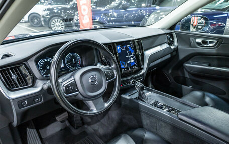 Volvo XC60 II, 2018 год, 3 100 000 рублей, 12 фотография