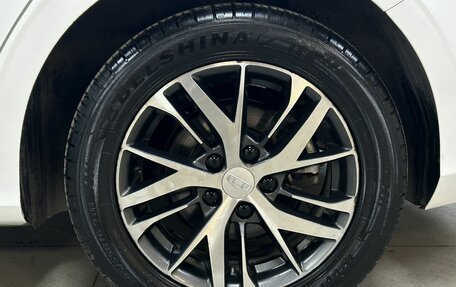 Geely Emgrand, 2023 год, 1 595 000 рублей, 9 фотография