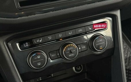 Volkswagen Tiguan II, 2017 год, 2 130 000 рублей, 9 фотография