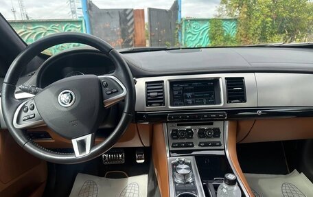 Jaguar XF I рестайлинг, 2013 год, 2 000 000 рублей, 16 фотография
