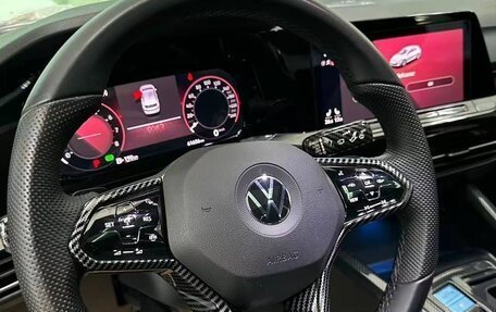 Volkswagen Golf VIII, 2022 год, 2 056 000 рублей, 8 фотография