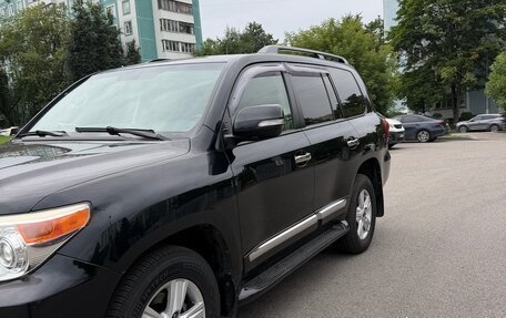 Toyota Land Cruiser 200, 2013 год, 2 950 000 рублей, 2 фотография
