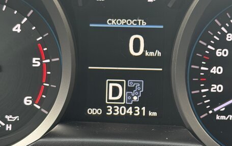 Toyota Land Cruiser 200, 2013 год, 2 950 000 рублей, 14 фотография