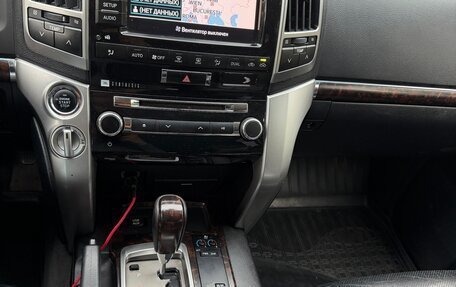 Toyota Land Cruiser 200, 2013 год, 2 950 000 рублей, 13 фотография