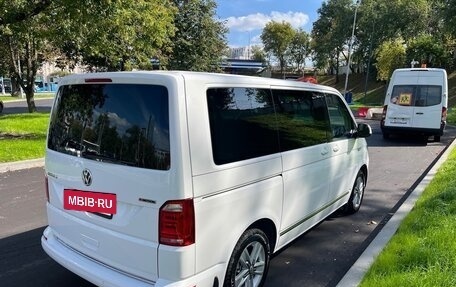 Volkswagen Multivan T6 рестайлинг, 2018 год, 4 080 000 рублей, 5 фотография