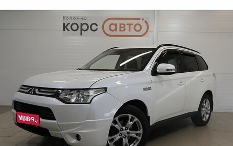 Mitsubishi Outlander III рестайлинг 3, 2013 год, 1 279 000 рублей, 1 фотография