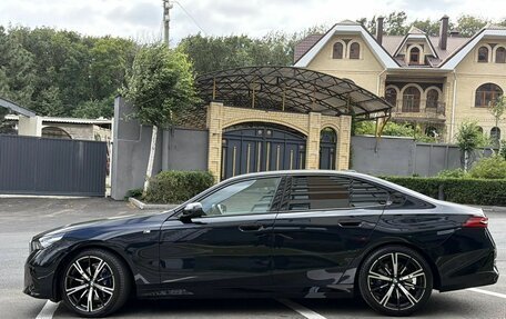 BMW 5 серия, 2024 год, 4 800 000 рублей, 14 фотография