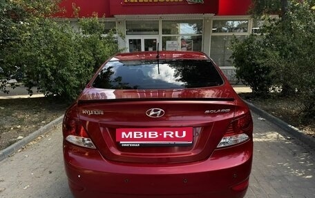 Hyundai Solaris II рестайлинг, 2011 год, 635 000 рублей, 3 фотография