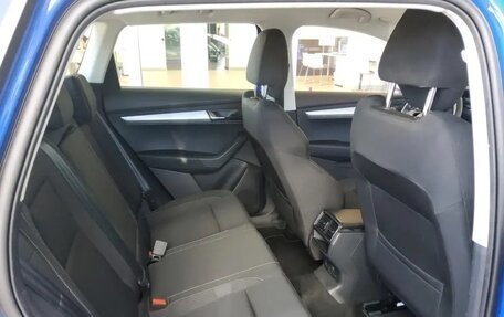 Skoda Karoq I, 2023 год, 2 162 000 рублей, 9 фотография