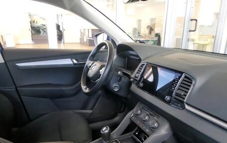Skoda Karoq I, 2023 год, 2 162 000 рублей, 7 фотография
