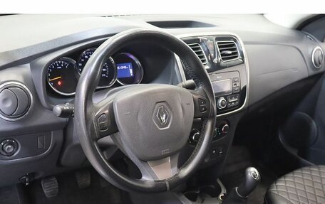 Renault Logan II, 2018 год, 849 000 рублей, 6 фотография