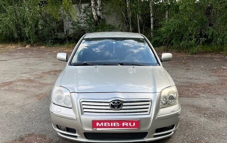 Toyota Avensis III рестайлинг, 2003 год, 630 000 рублей, 4 фотография
