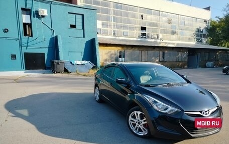 Hyundai Elantra V, 2015 год, 1 300 000 рублей, 2 фотография